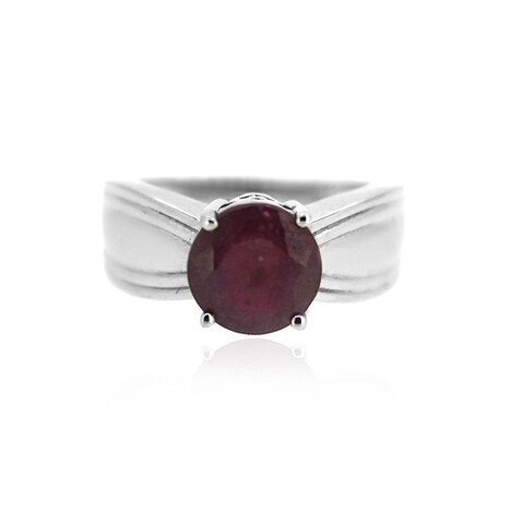 Anello in argento con Rubino