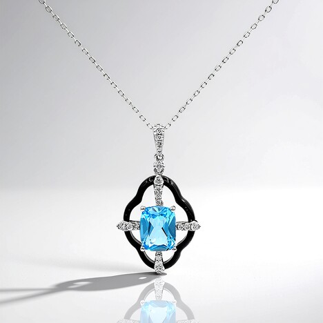 Collana in oro con Onice Nero (CIRARI)