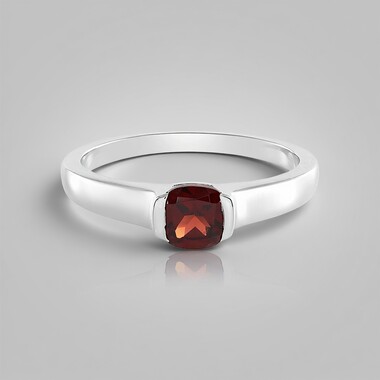 Bague en argent et Grenat du Mozambique