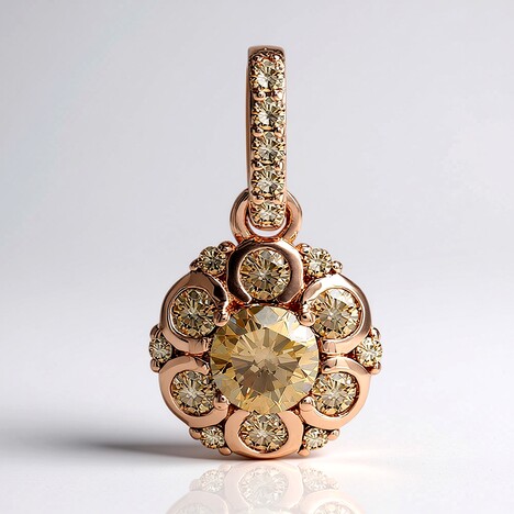 Ciondolo in oro con Diamante Rose de France VS1 di Argyle (Annette)