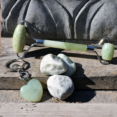 Juwelo Wellness-Set Serpentin - Massageroller, Schlüsselanhänger, Edelsteine