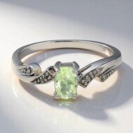 Anillo en plata con Ortoclasa