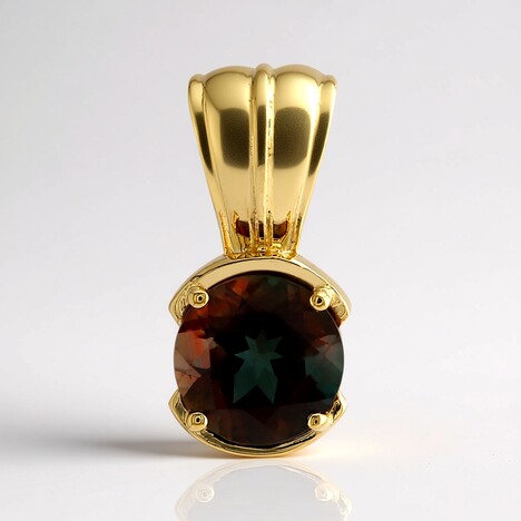 Pendentif en or et Tibétanite