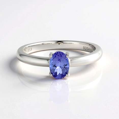Anello in argento con Tanzanite