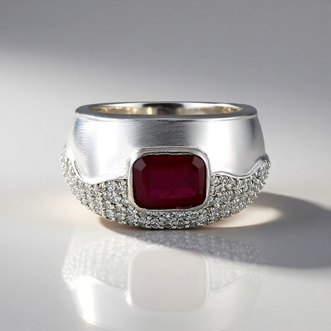 Anello in argento con Rubino del Madagascar (de Melo Essence)