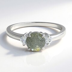 Anello in argento con Spectrolite