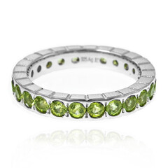 Anillo en plata con Peridoto