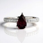 Anello in argento con Rodolite