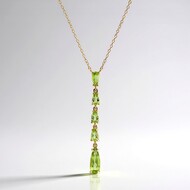 Collar en plata con Peridoto de Birmania