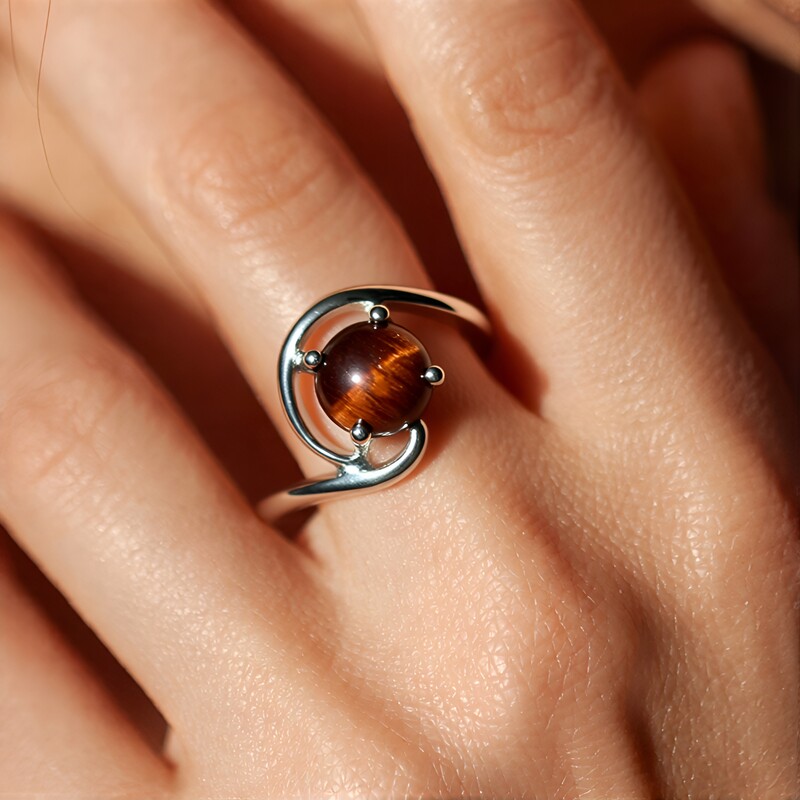 Rotes Tigerauge-Silberring