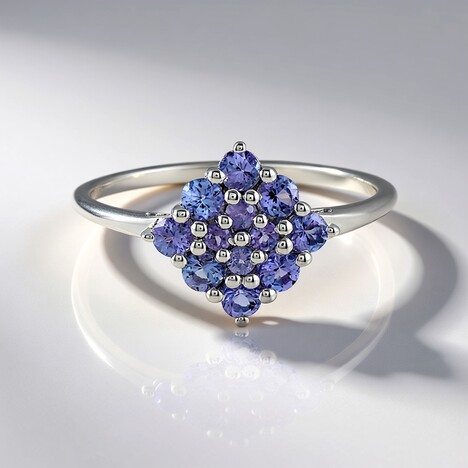 Anello in argento con Tanzanite