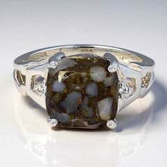 Anello in argento con Quarzo Dinosauro