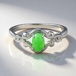 Anello in argento con Crisoprasio Imperiale