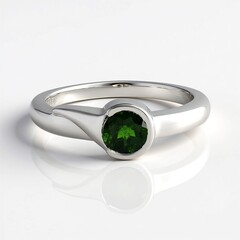 Bague en argent et Diopside de Russie