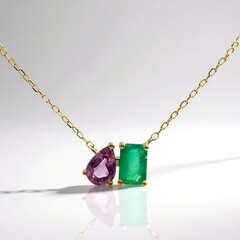 Collana in oro con Smeraldo Zambia AAA