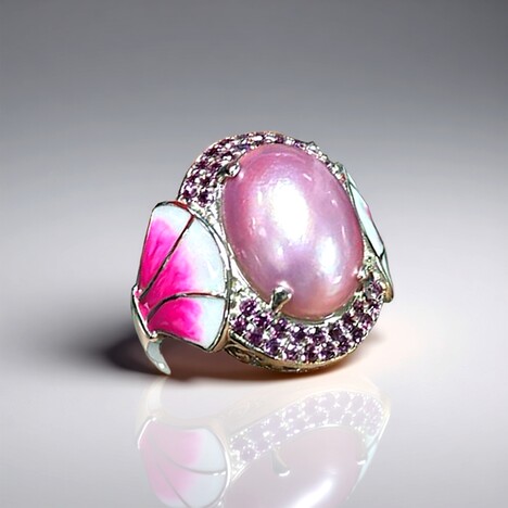Anello in argento con Perla Mabe (Dallas Prince Designs)