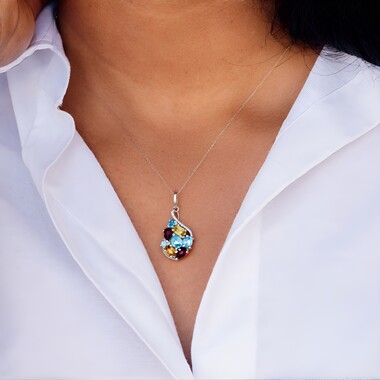 Ciondolo in argento con Zircone Ratanakiri