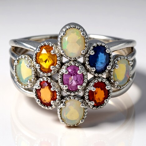 Anello in argento con Zaffiro Fancy