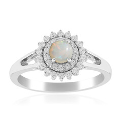 Zilveren ring met een Australische opaal