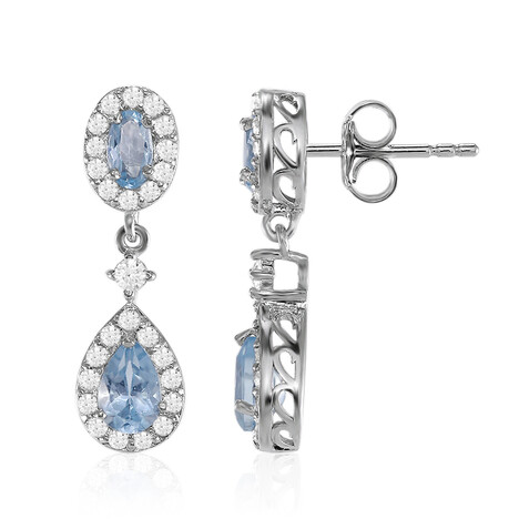 Zilveren oorbellen met hemel-blauwe topaasstenen