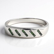 Smaragdgrüner Diamant-Silberring