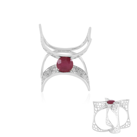 Zilveren ring met een Madagaskar Robijn (de Melo Essence)
