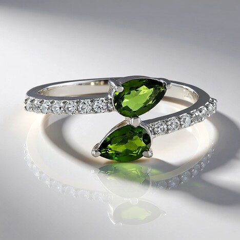 Anello in argento con Diopside Russo
