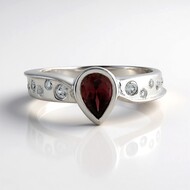 Anello in argento con Zircone Rosso