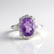 Rose de France Amethyst Silver Ring