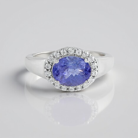 Anello in argento con Tanzanite