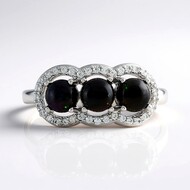 Zilveren ring met Mezezo opalen