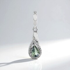 Ciondolo in argento con Tanzanite (non riscaldata)