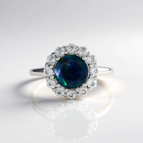 Anello in argento con Opale Mezezo