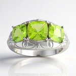Anello in argento con Peridoto Jilin (de Melo)