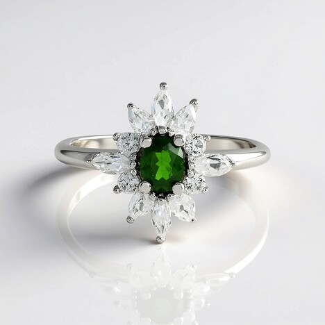 Anello in argento con Diopside Russo