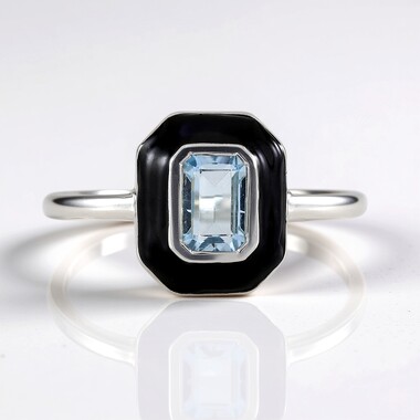 Zilveren ring met een Braziliaanse Aquamarijn
