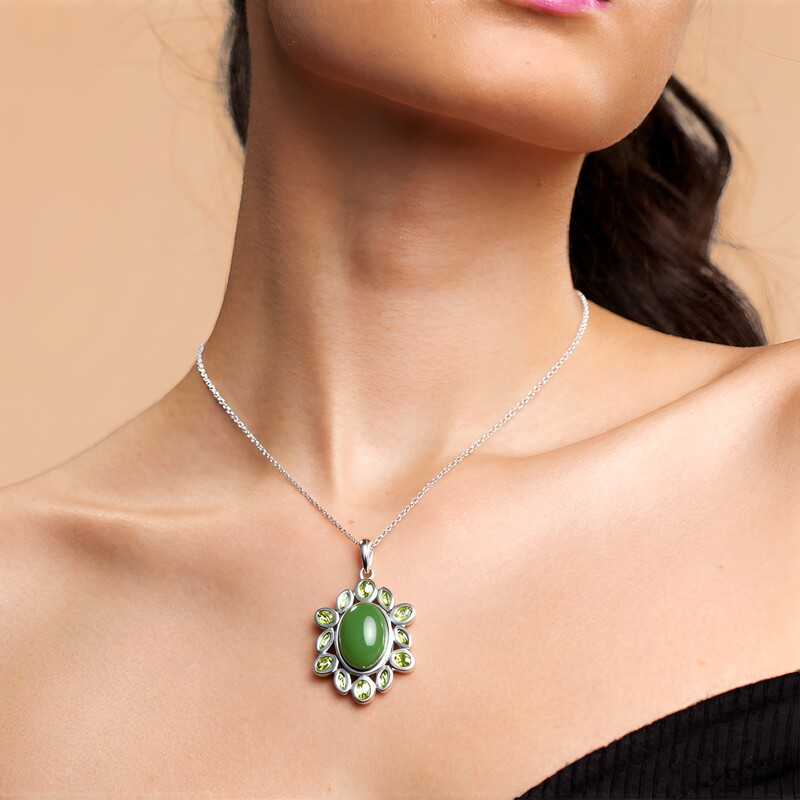 Collar en plata con Jade canadiense