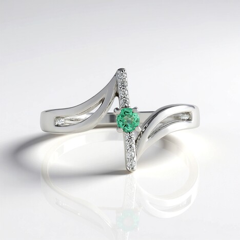 Anello in argento con Smeraldo Russo