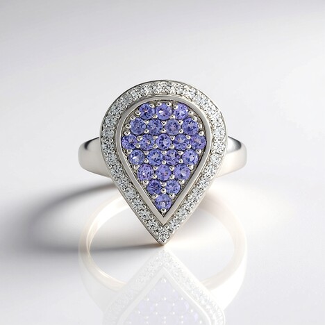 Anello in argento con Tanzanite
