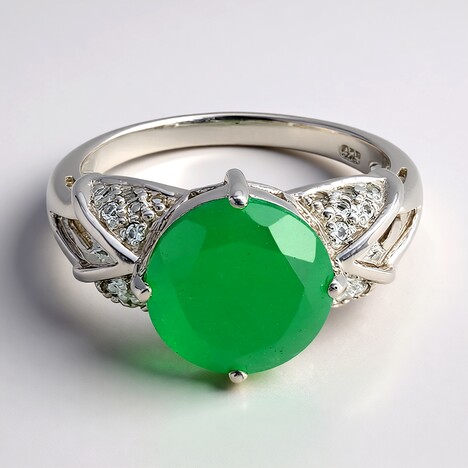 Anello in argento con Calcedonio Verde
