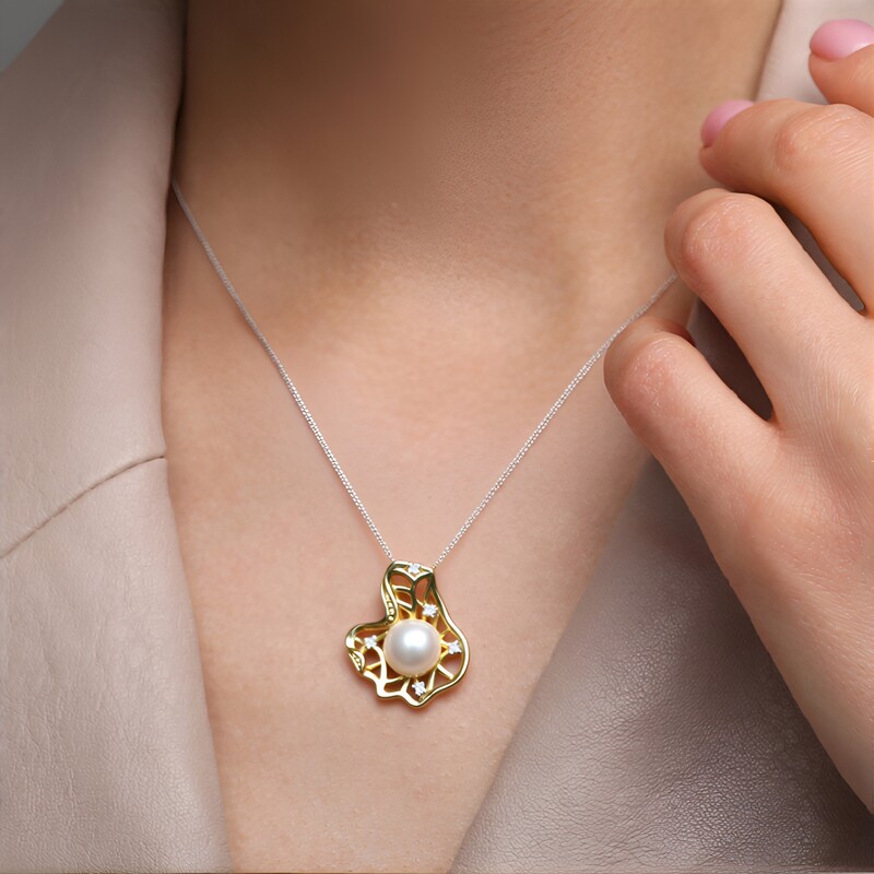 Zilveren hanger met een Witte zoetwater kweekparel (TPC)