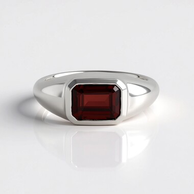 Anillo en plata con Granate de Mozambique