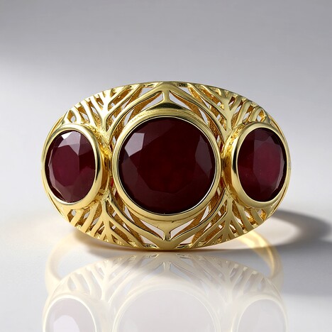 Anello in oro con Rubino del Madagascar (Ornaments by de Melo)