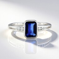 Anillo en plata con Cianita de Nepal