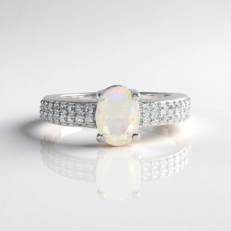 Anello in argento con Opale di Welo