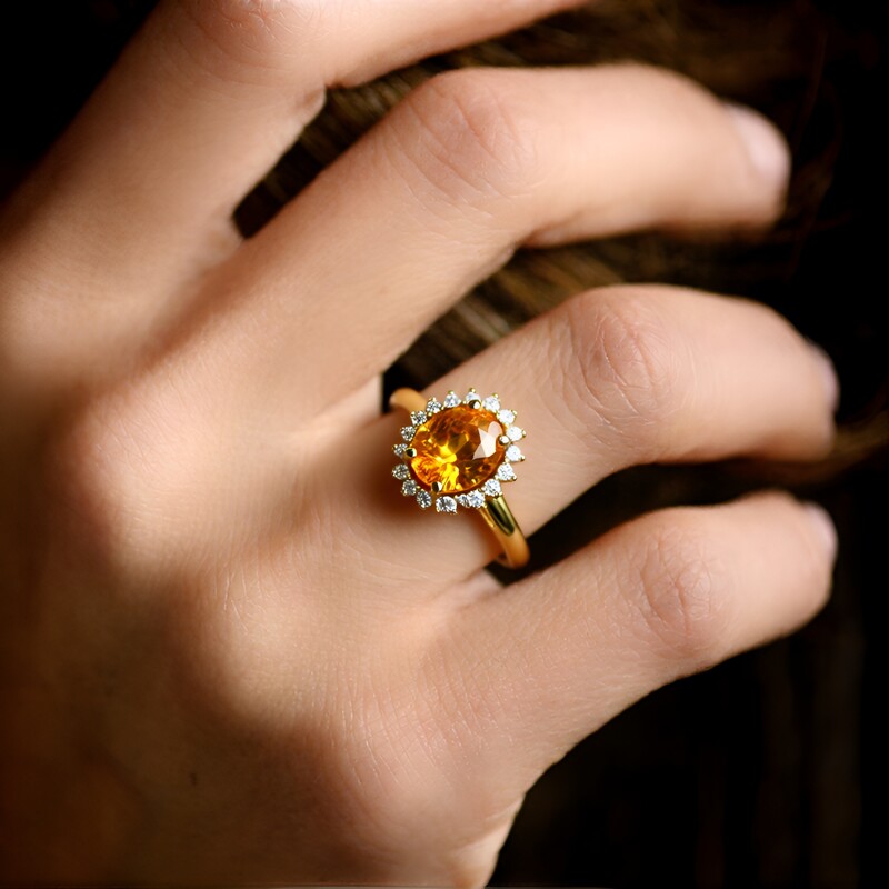 Oranger Ban Ka Cha-Saphir-Goldring