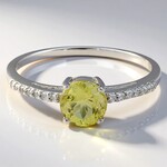 Anello in argento con Apatite Lemon