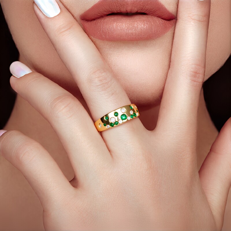 Anillo en oro con Esmeralda de Zambia AAA (CIRARI)