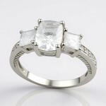 Anello in argento con Danburite