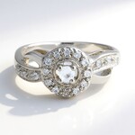 Anello in argento con Tanzanite
